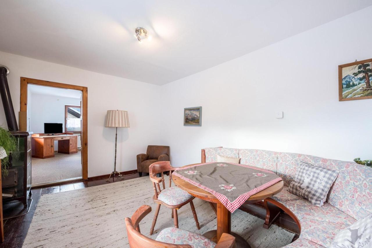 Apartment Maratim Zur Zugspitze Ehrwald Exteriör bild