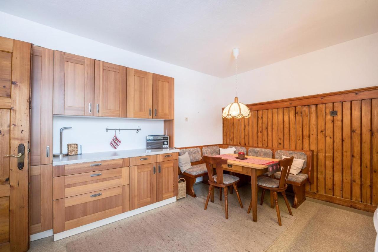 Apartment Maratim Zur Zugspitze Ehrwald Exteriör bild