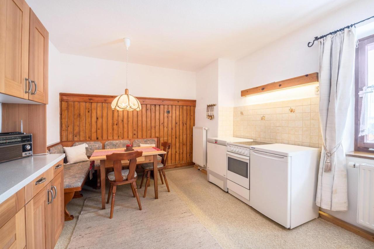 Apartment Maratim Zur Zugspitze Ehrwald Exteriör bild