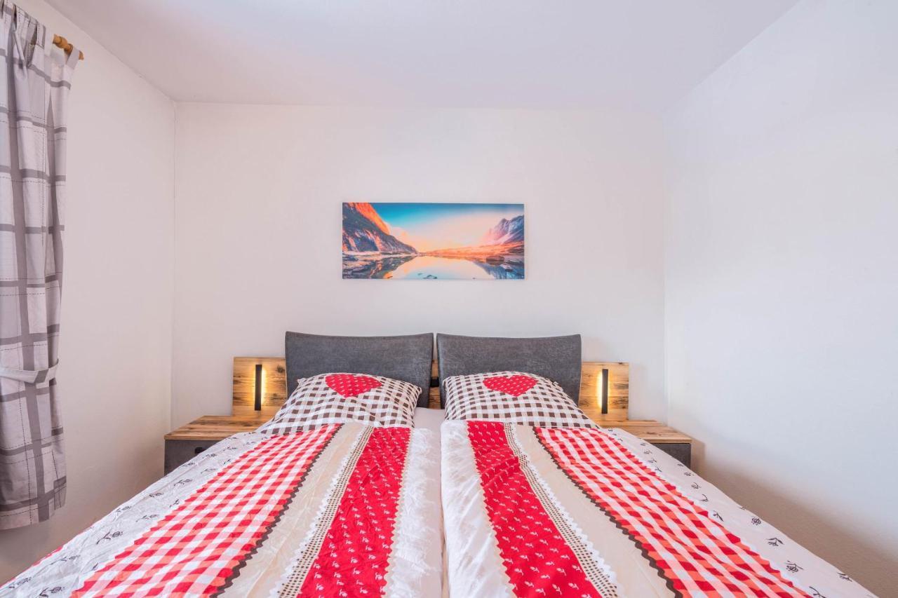 Apartment Maratim Zur Zugspitze Ehrwald Exteriör bild