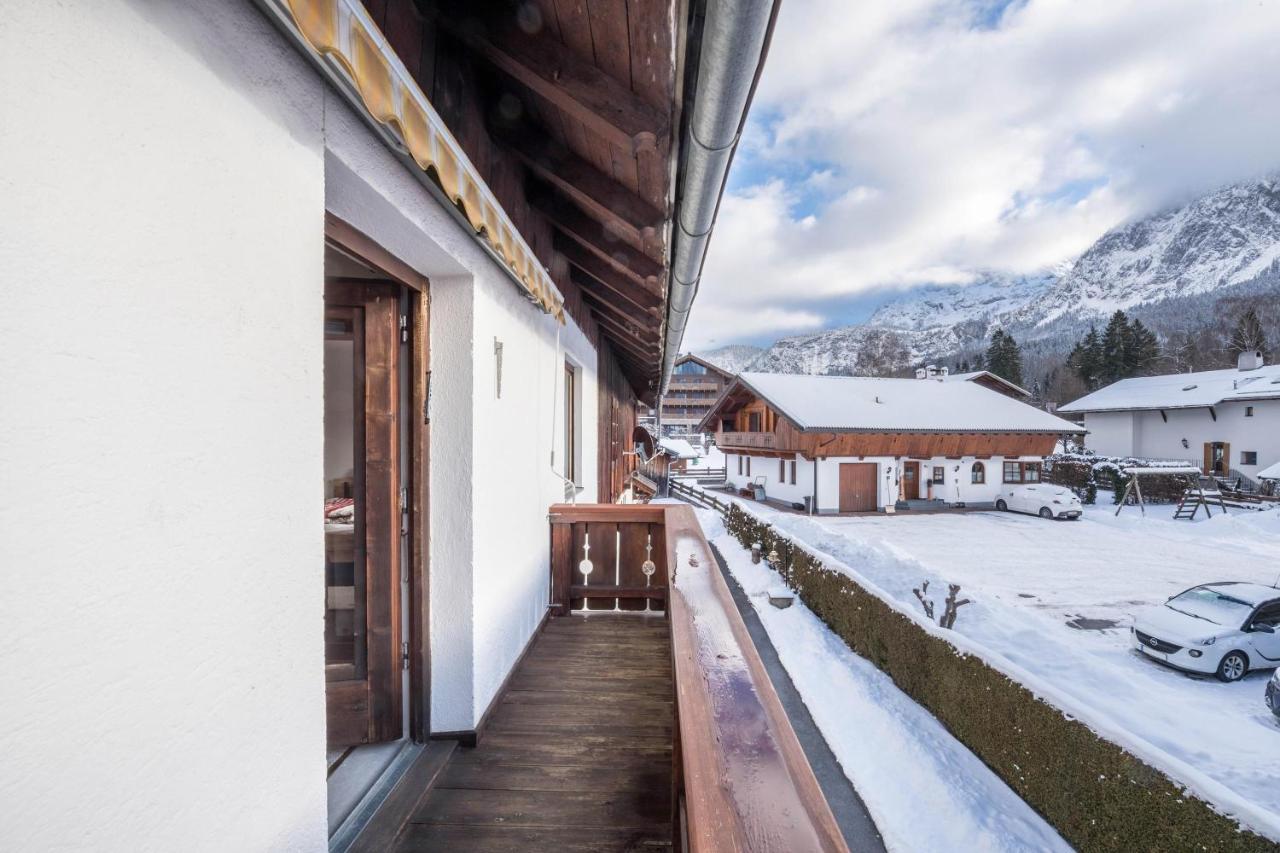 Apartment Maratim Zur Zugspitze Ehrwald Exteriör bild