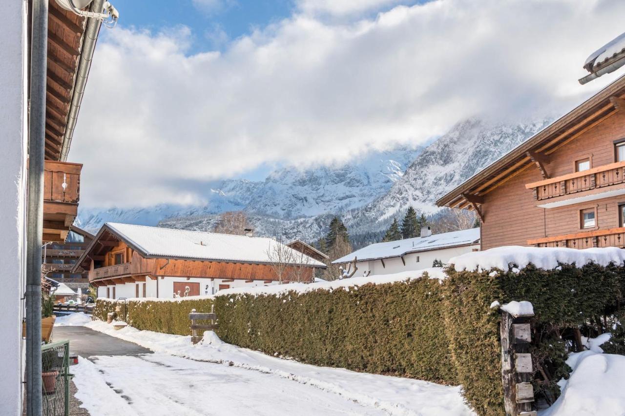 Apartment Maratim Zur Zugspitze Ehrwald Exteriör bild